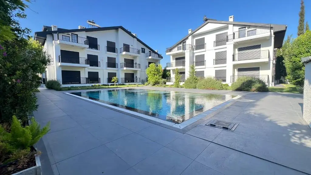 Flat in Babatasi